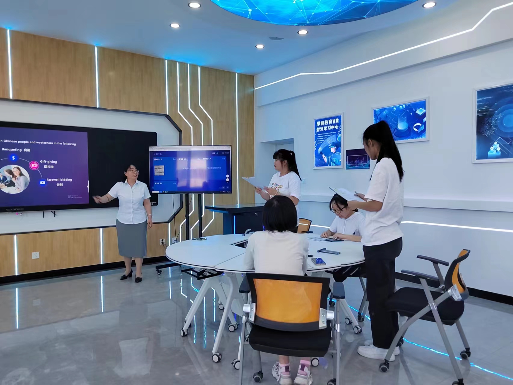 外语系(图1)