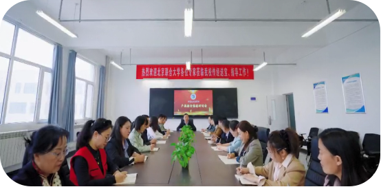 信息技术系(图8) 信息技术系(图8)