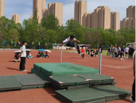 信息技术系(图22) 信息技术系(图22)