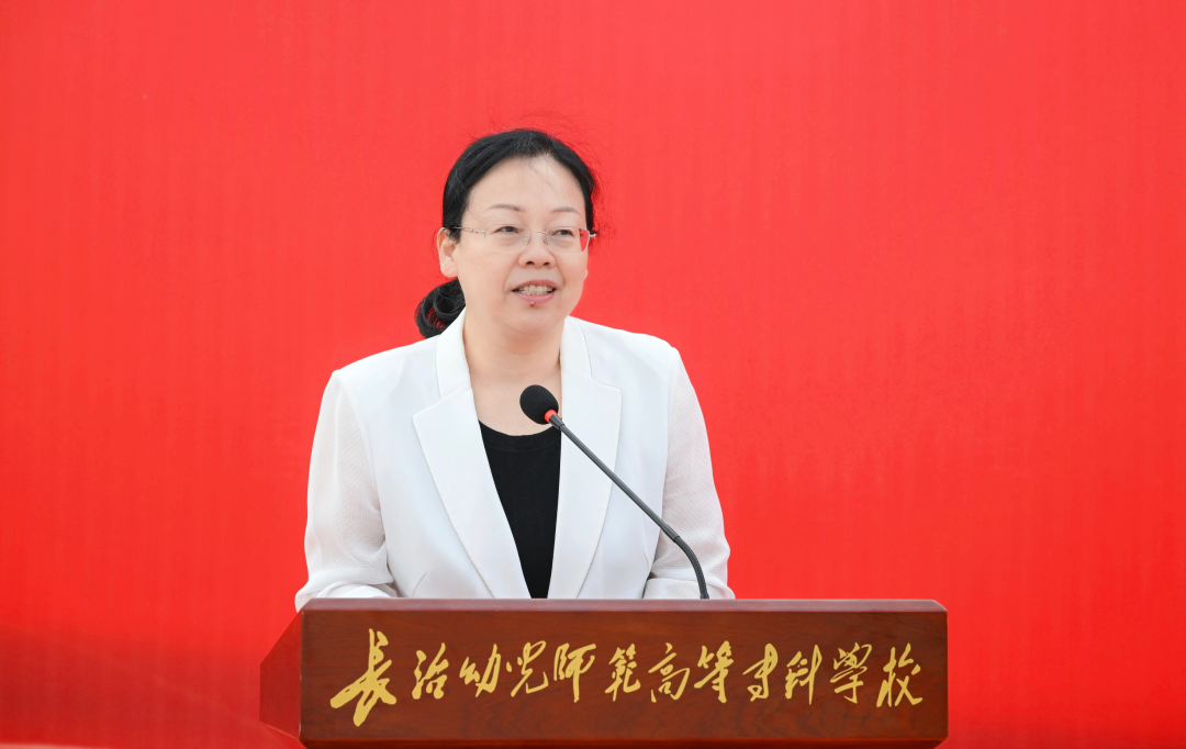 砺行开新程 笃行向远方——bat365举行2026届毕业典礼仪式(图5) 砺行开新程 笃行向远方——bat365举行2026届毕业典礼仪式(图5)
