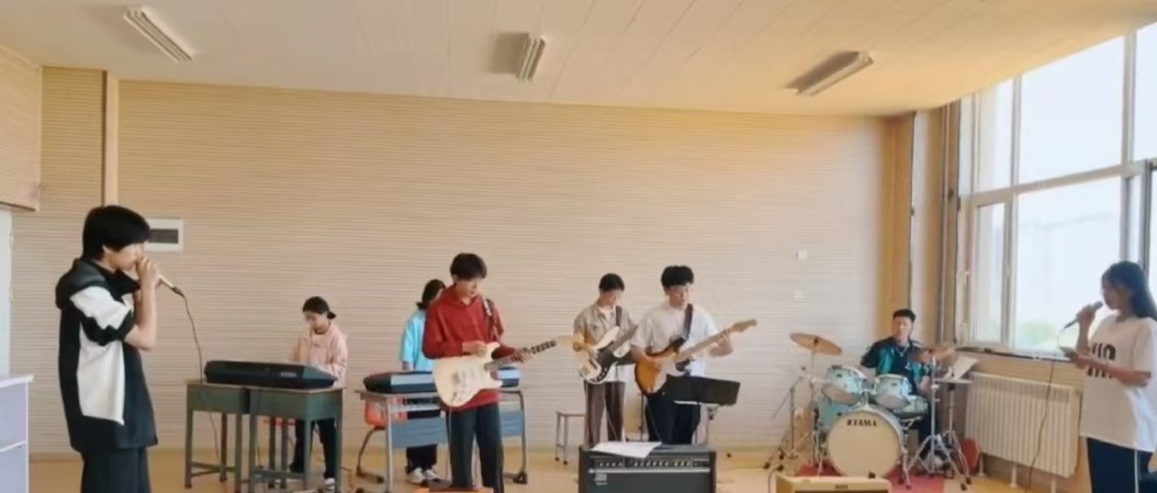 bat365学生社团简介(图17) bat365学生社团简介(图16)